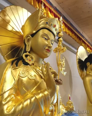 3statues-vir-featured